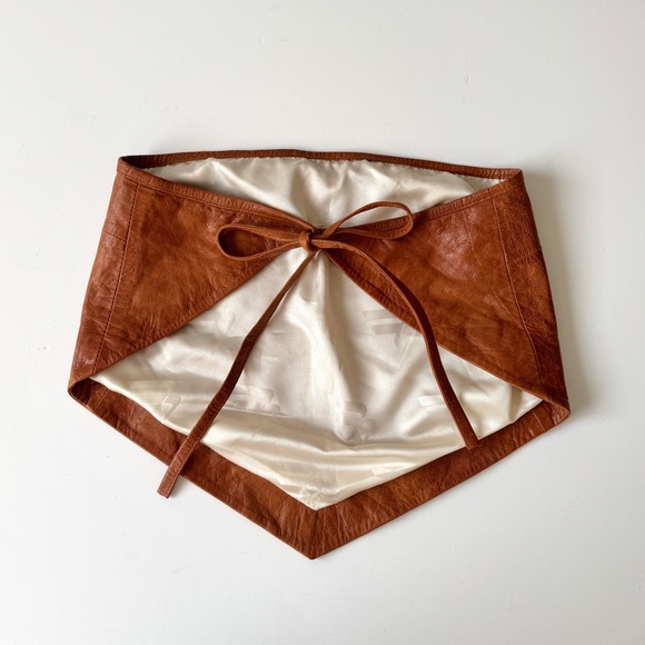 REMAIN Jules Strapless Cropped Leather Top in Brown Size 0 - Picture 3 of 7